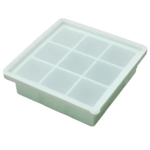 Yiwu- Una Bandeja con tapa para 9 cubos de hielo de forma cuadrada, de color verde claro - KT115G9 con 12 compartimentos.